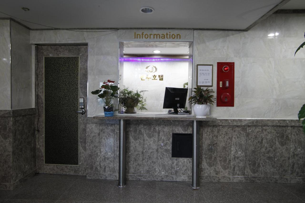 Jeonju Hotel Eksteriør bilde